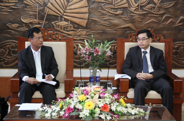 Government Committee for Religious Affairs receives the Lao  Steering Committee on Human Rights delegation